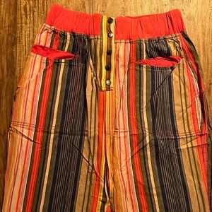 No tags, cotton sun pants. Major comfort, bohemian colors and dropped crotch.